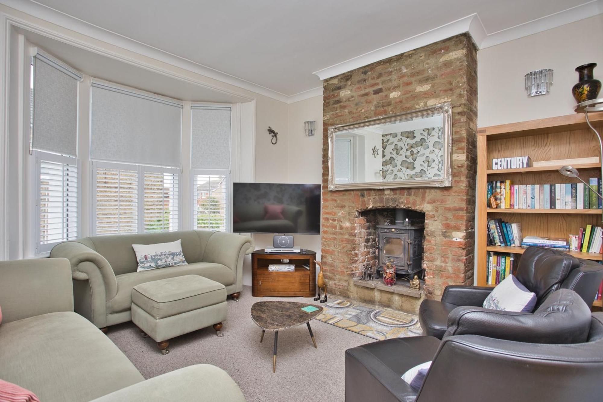 Spacious Seaside Escape In The Heart Of Deal, 4 Mins From The Beach Экстерьер фото